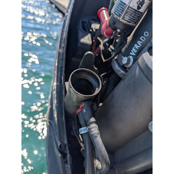 Rebuild Gasoline Outboard Engine – Full Restoration for Peak Performance