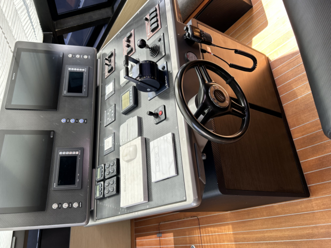 Marine Steering Repair Fast and Reliable Cable and Hydraulic Fixes