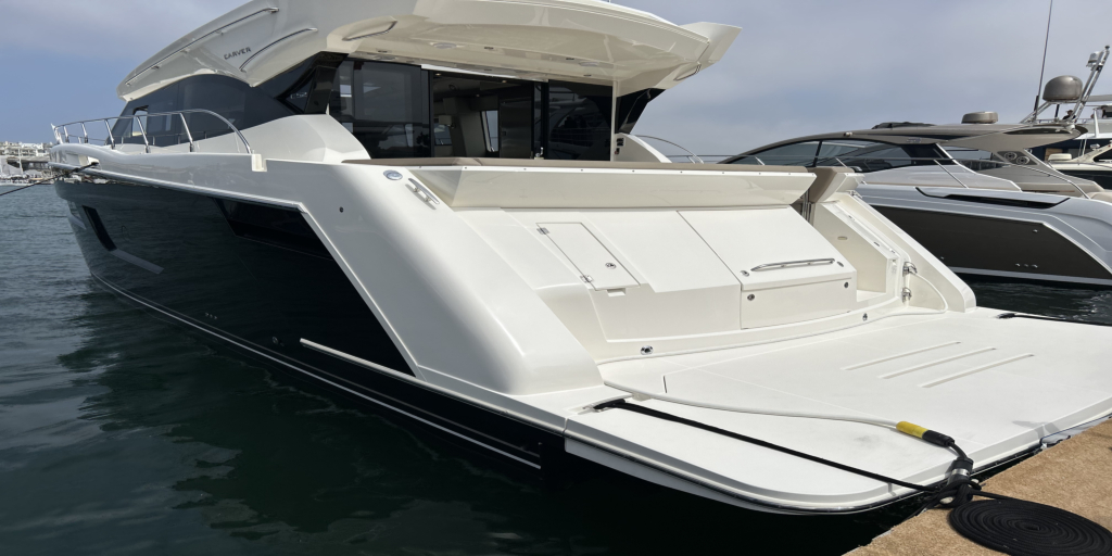 Boat Paint Repair Professional Touch Up and Restoration for a Flawless Finish